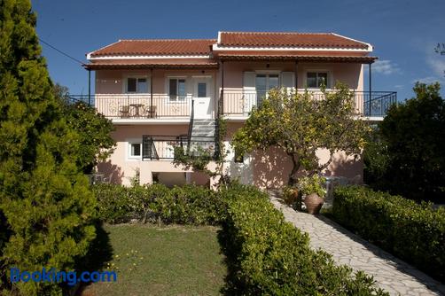 Villa Maria - Acharavi