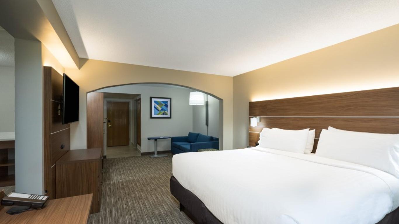Holiday Inn Express Hotel & Suites Louisville East, An IHG Hotel