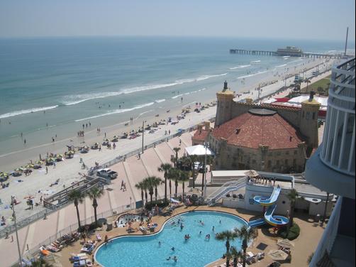 Daytona Ocean Walk Villas - Daytona Beach