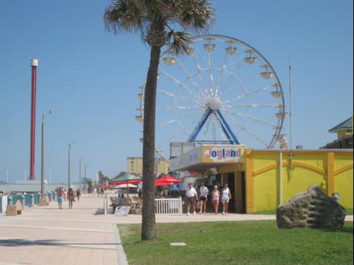 Daytona Ocean Walk Villas - Daytona Beach