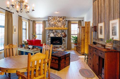 Black Bear Inn - South Lake Tahoe - Salon