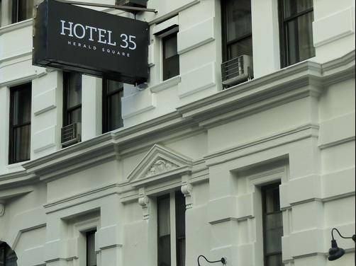 Hotel 35 at Herald Square - New York - Bâtiment