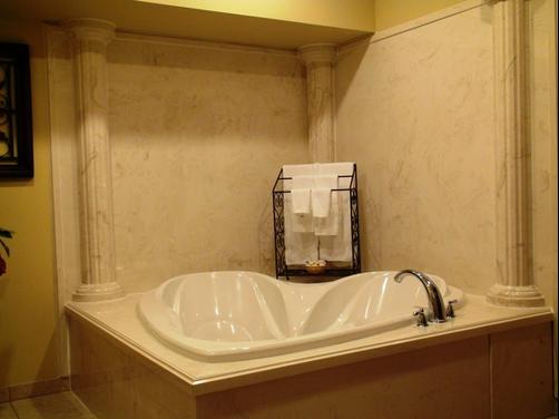 Best Western Plus Monica Royale Inn & Suites - Greenville - Salle de bain