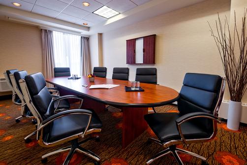 Hilton Garden Inn Saskatoon Downtown - Saskatoon - Espace de conférence