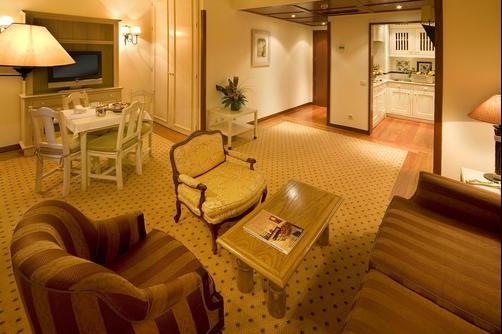 Real Residencia Suite Hotel - Lisbonne - Salon