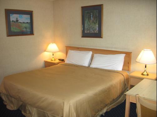 Econo Lodge - Medford - Lit