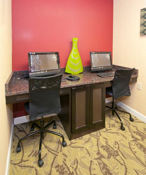 Best Western Plus Inn at The Peachtrees - Atlanta