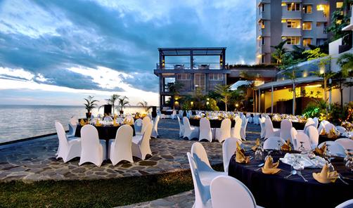 Aston Balikpapan Hotel and Residence - Balikpapan - Extérieur