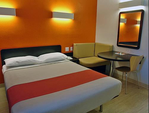 Motel 6 Palm Springs Downtown - Palm Springs - Chambre