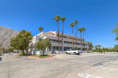 Motel 6 Palm Springs Downtown - Palm Springs - Bâtiment