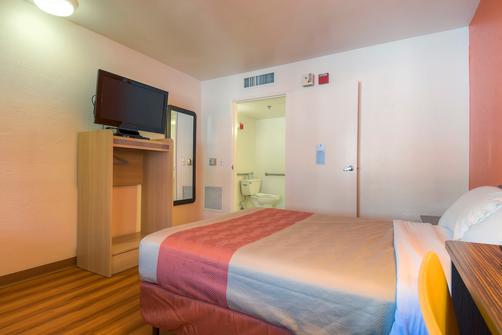 Motel 6 Palm Springs Downtown - Palm Springs - Chambre