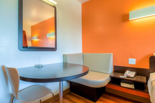 Motel 6 Palm Springs Downtown - Palm Springs - Chambre