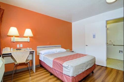 Motel 6 Palm Springs E East Palm Canyon - Palm Springs - Chambre