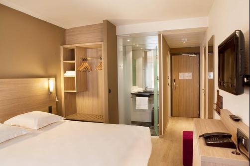 Escale Oceania Quimper - Quimper - Chambre