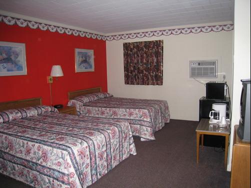 Cheerio Inn - Glennville - Glennville