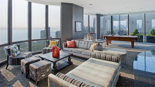 Eugenie Terrace - Chicago - Salon