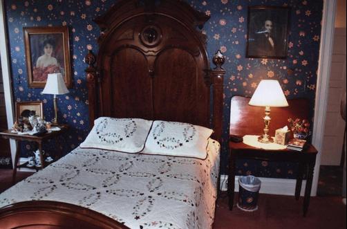 Greenhouse Bed & Breakfast - Chillicothe - Lit
