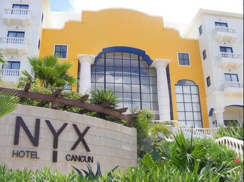 NYX HOTEL CANCUN - Cancún - Bâtiment