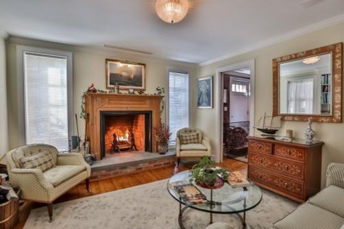 Orchard Street Inn - Stonington - Salon