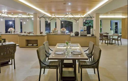 Fairways & Bluewater Newcoast - Boracay Island - Restaurant