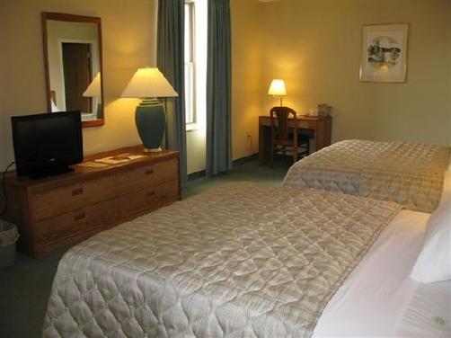 The Northeastland Hotel - Presque Isle