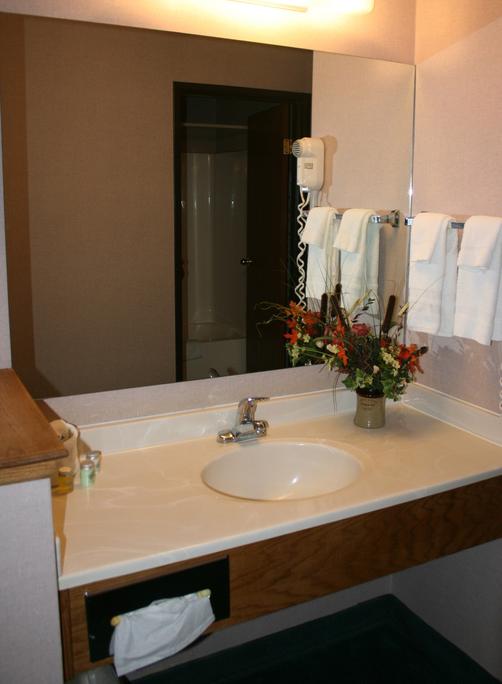 Allington Inn and Suites - South Fork - Salle de bain
