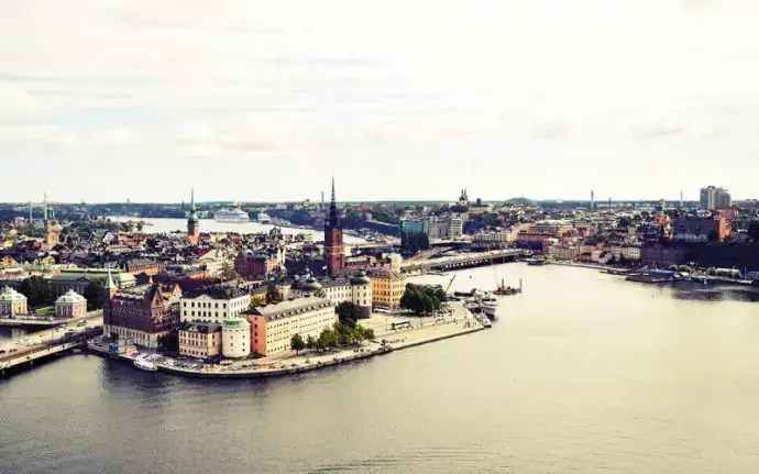 Allez à Stockholm si vous voulez voyager seule