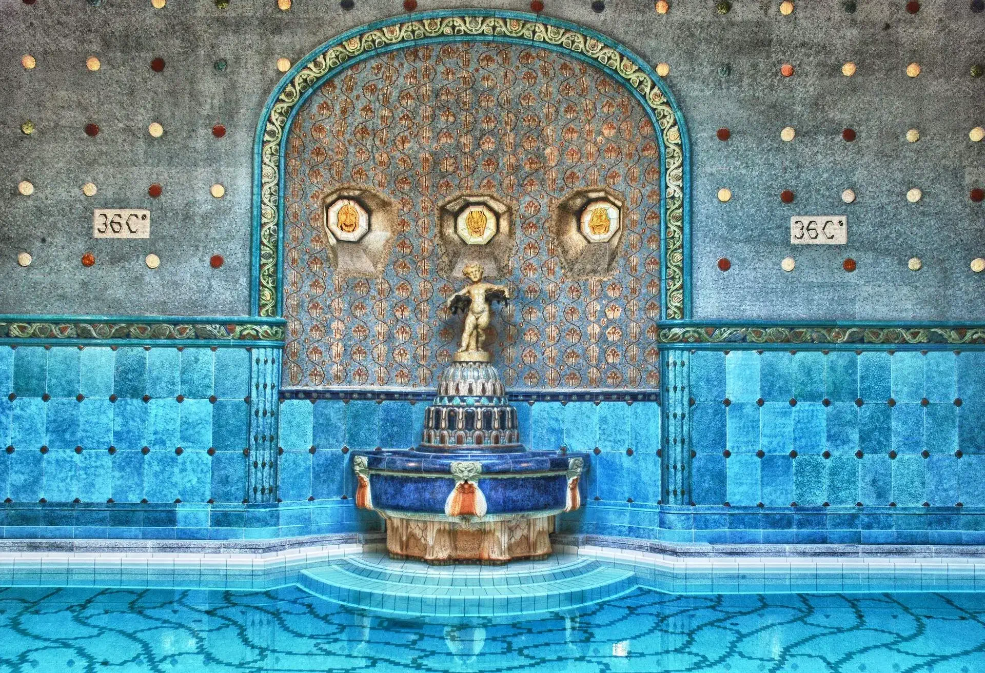 Gellert est un magnifique bain thermal à Budapest