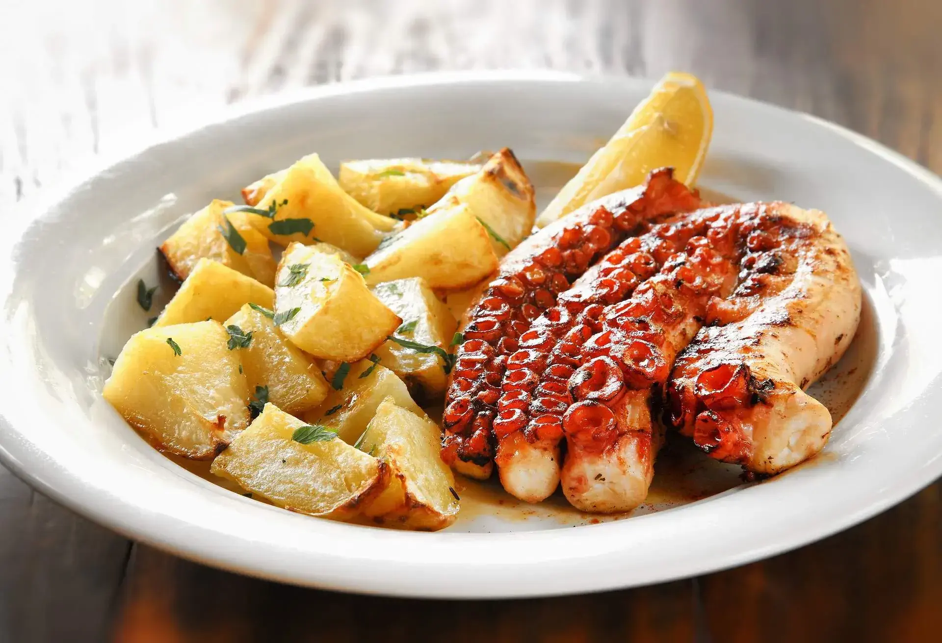 potato with seafood