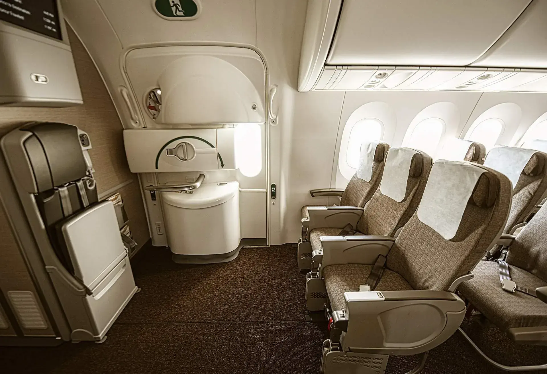 Empty seats on large planes