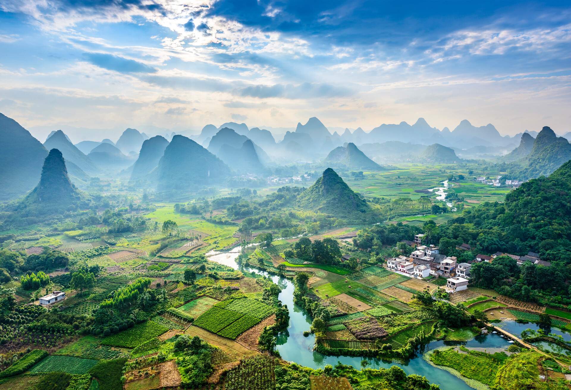 Landscape of Guilin, Li River and Karst mountains. Located near Yangshuo County, Guilin City, Guangxi Province, China.