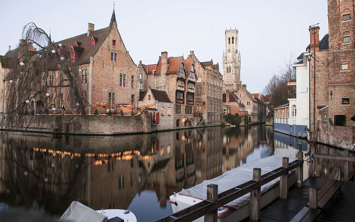 Bruges canaux Noël