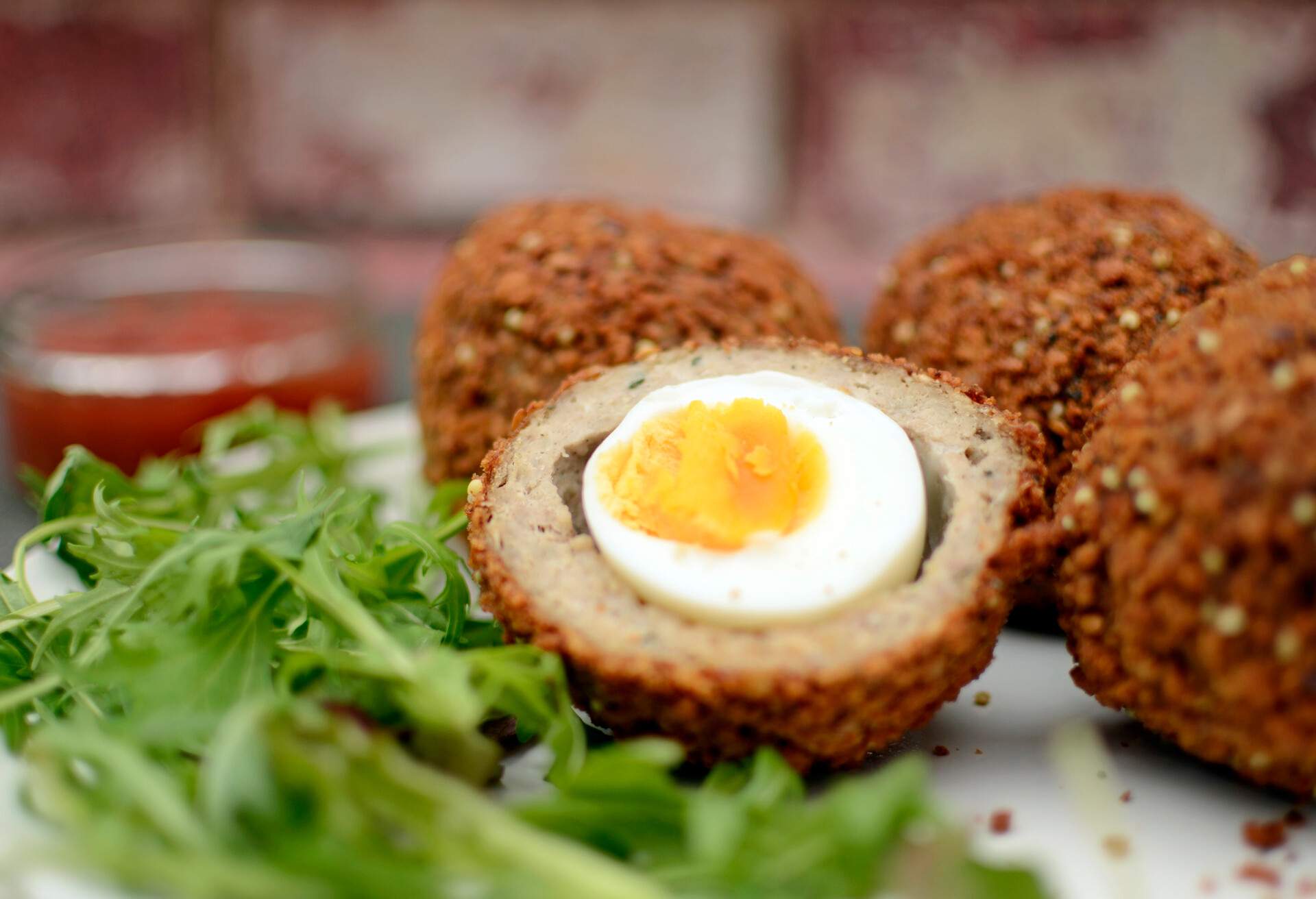THEME_FOOD_BRITISH_SCOTCH_EGG_GettyImages-172449590