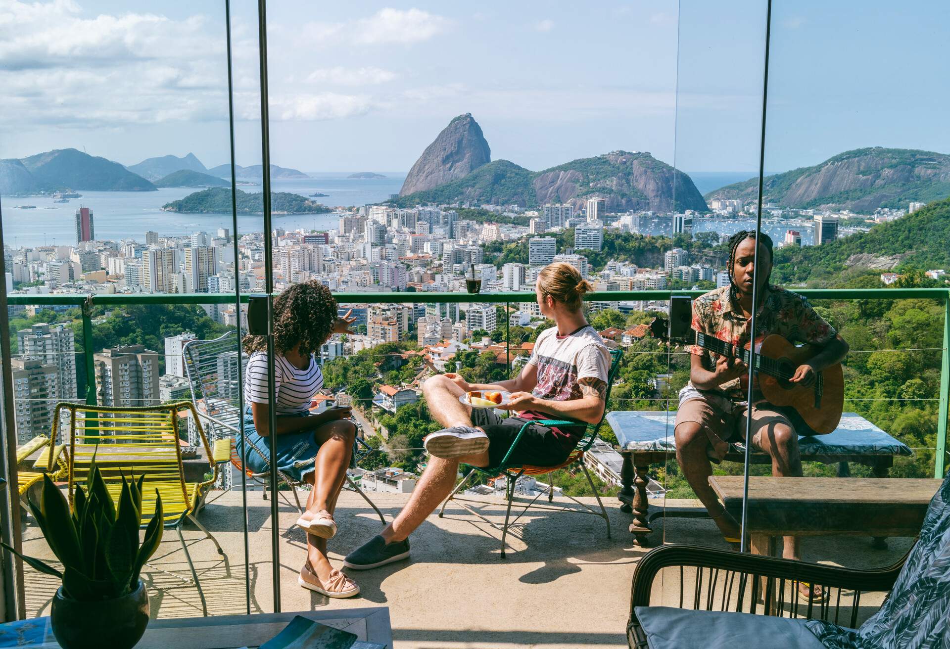 DEST_BRAZIL_RIO-DE-JANEIRO_PEOPLE_GettyImages-1147004208