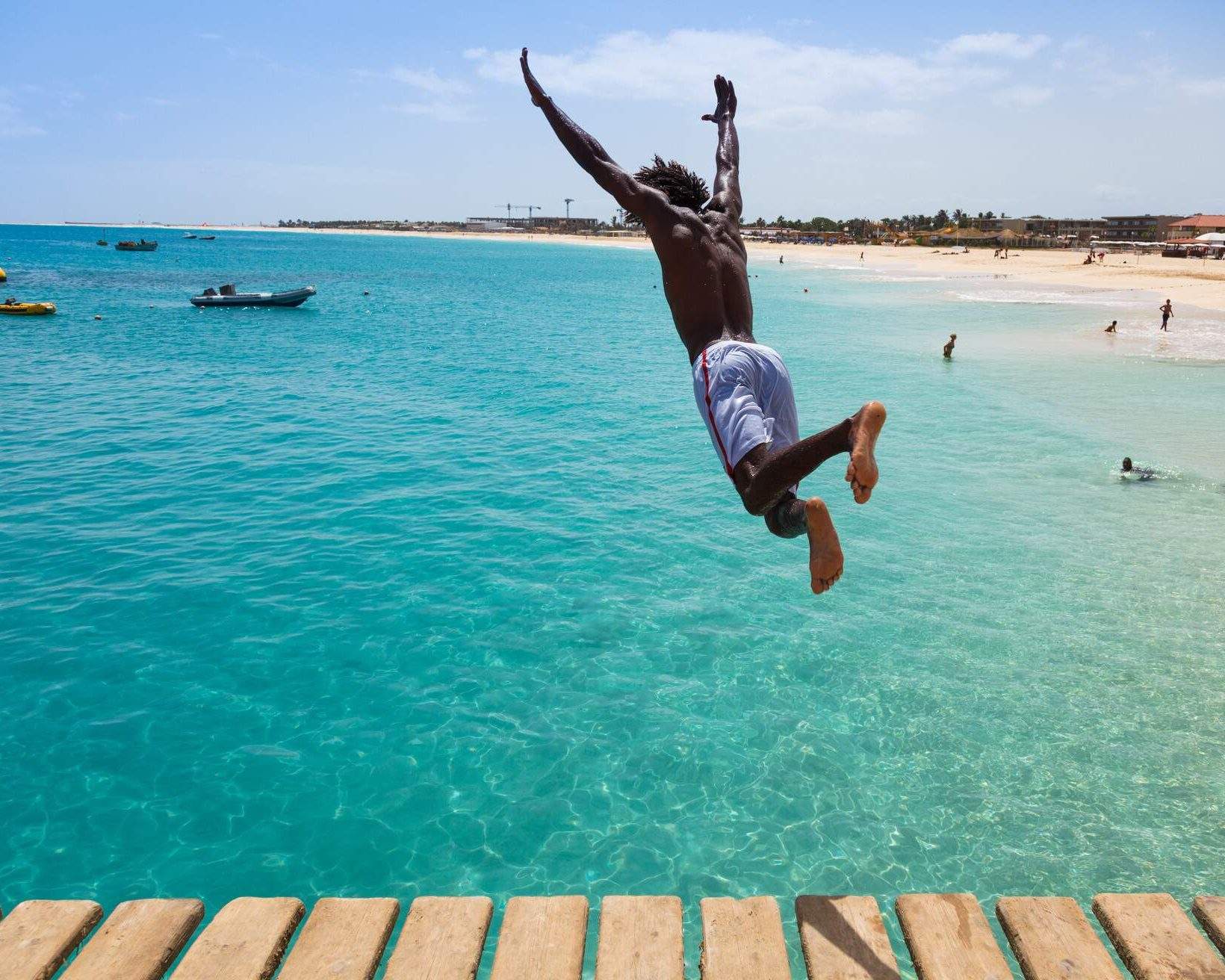 Où partir en août 2025 ? Destinations d'été à découvrir | KAYAK