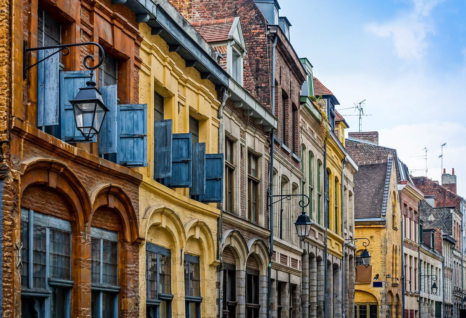 DEST_FRANCE_LILLE-shutterstock-premier_724435117