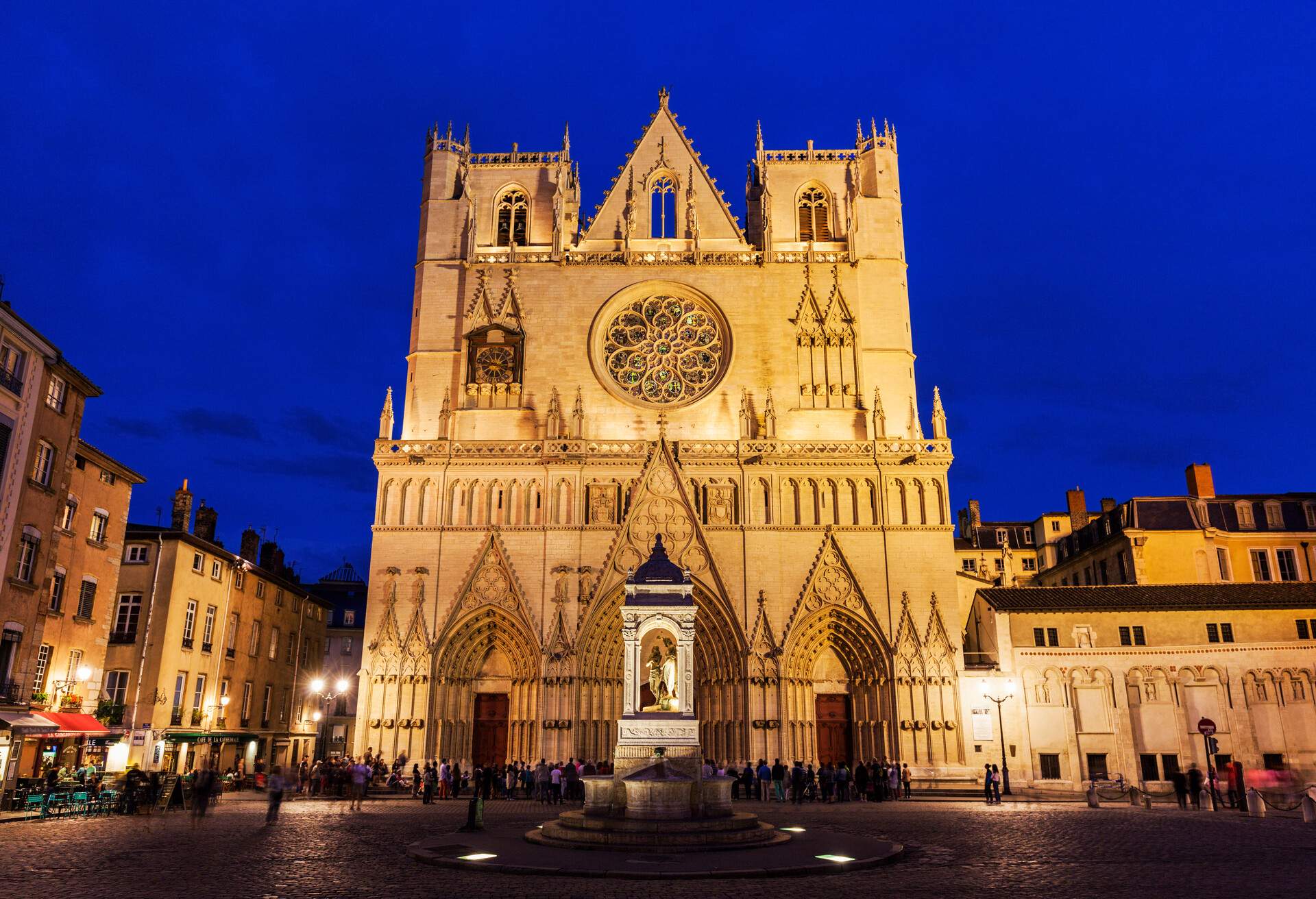 DEST_FRANCE_LYON_GettyImages-528524888