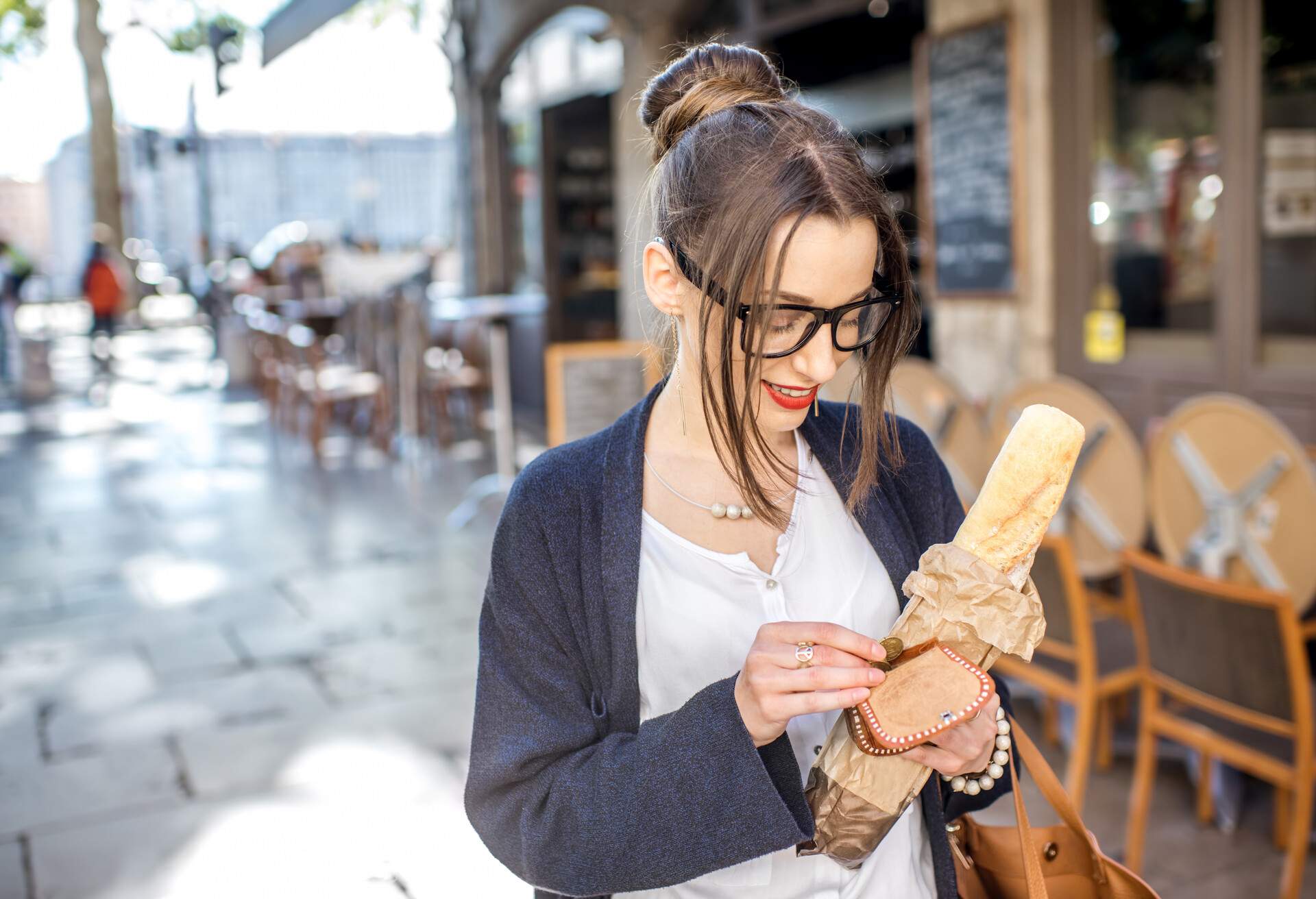 DEST_FRANCE_THEME-FOOD-MONEY-GettyImages-807405712