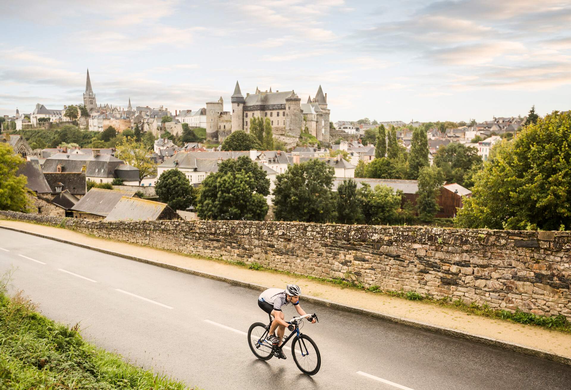 DEST_FRANCE_BRITTANY_THEME_BICYCLE_CYCLING_GettyImages-605762973