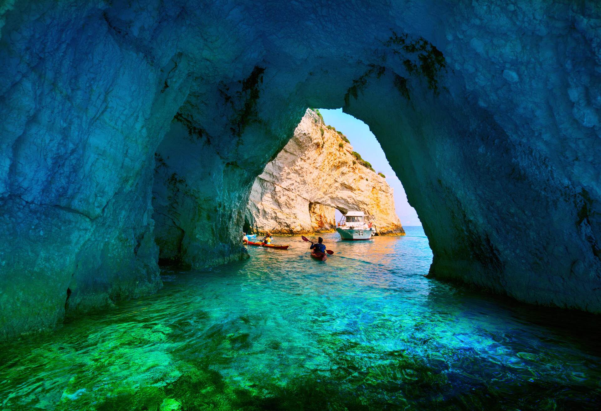 DEST_GREECE_ZAKYNTHOS_BLUE-CAVES_ shutterstock-premier_708712987