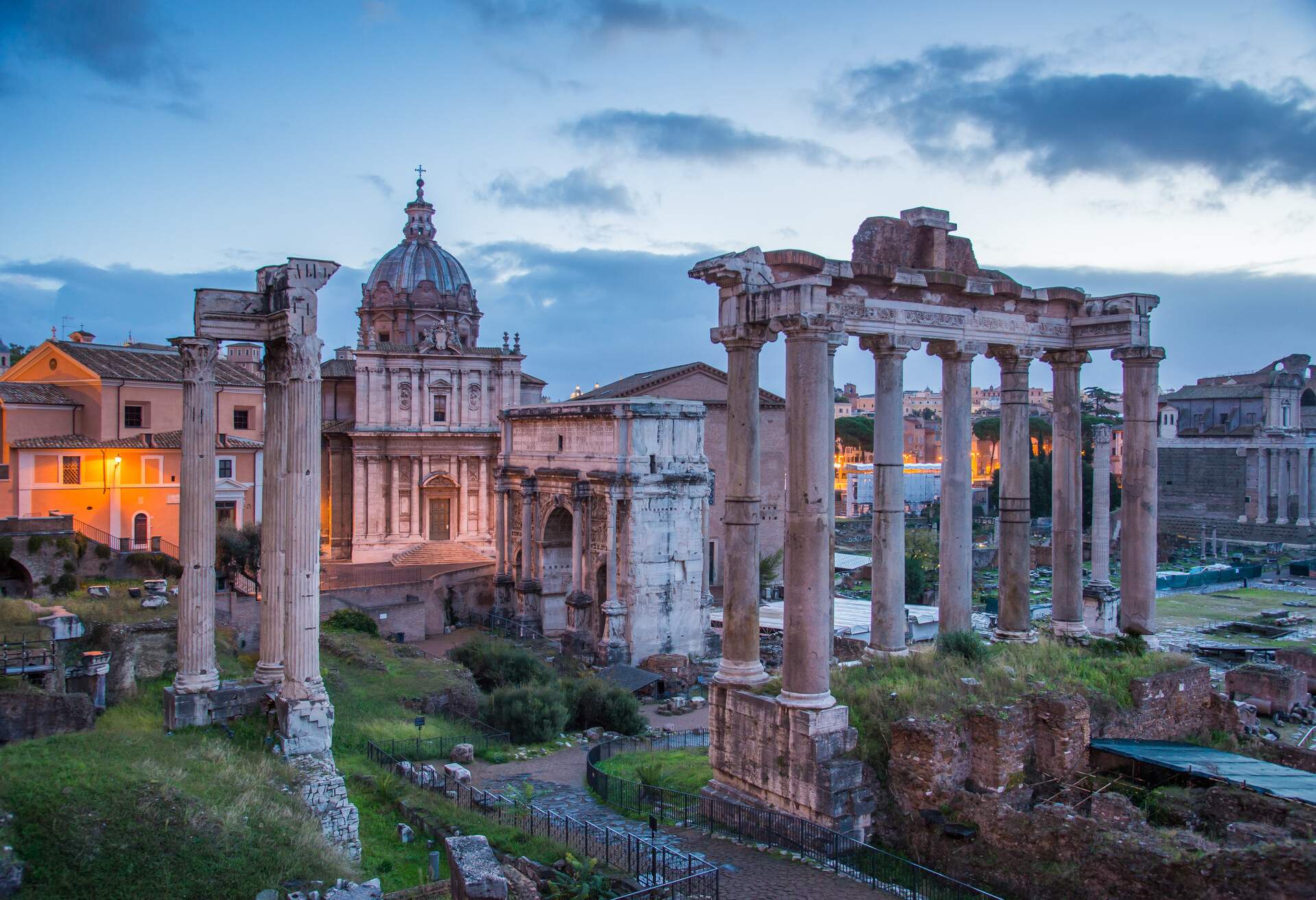 ITALY_ROME_ROMAN-FORUM