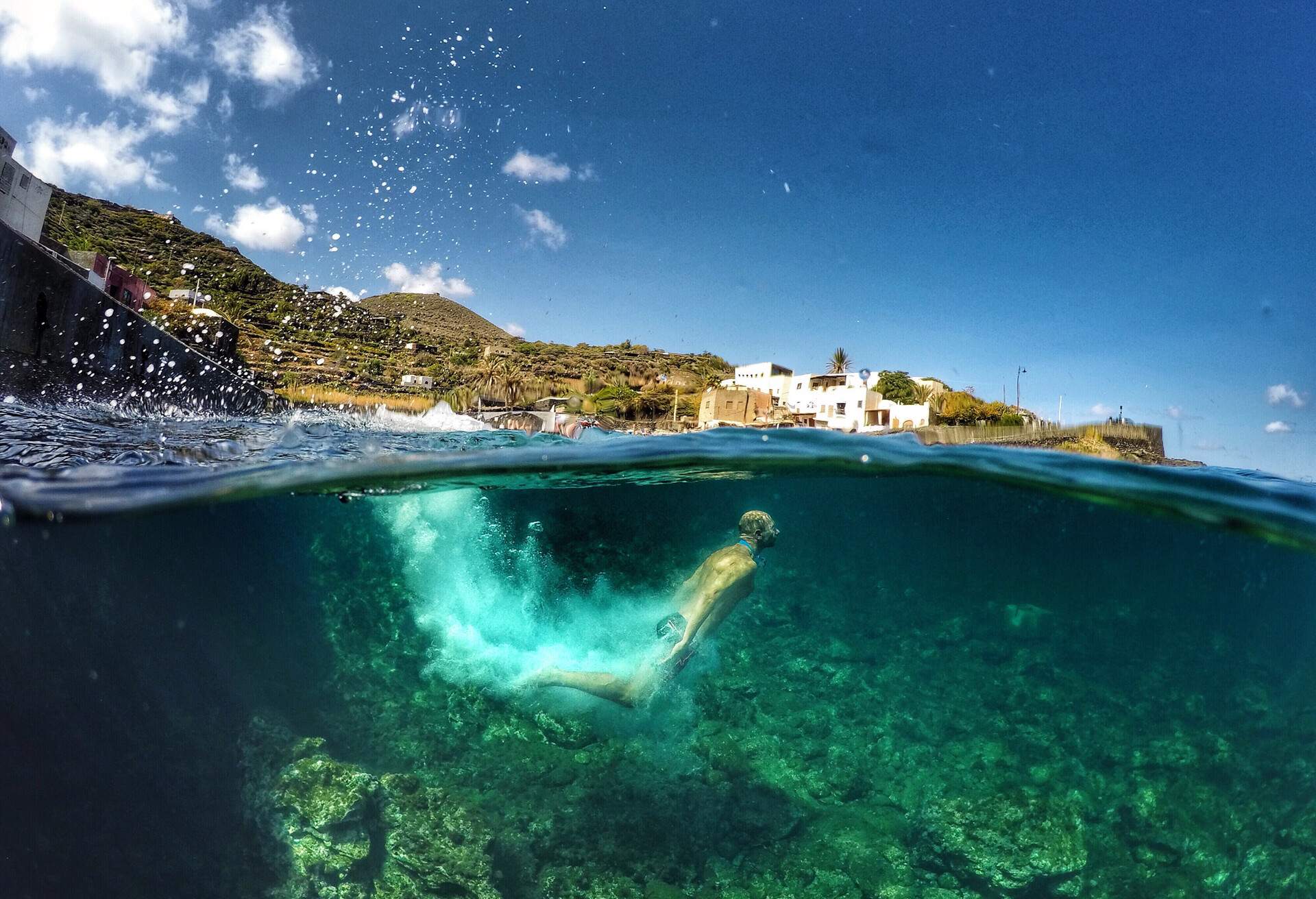 DEST_ITALY_SICILY_PANTELLERIA_THEME_DIVING_SNORKELLING_GettyImages-899506172