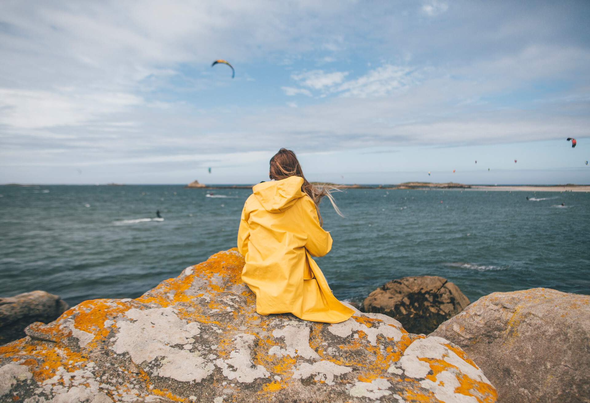 DEST_FRANCE_BRITTANY_LANDEDA_THEME_WOMAN_SEA_GettyImages