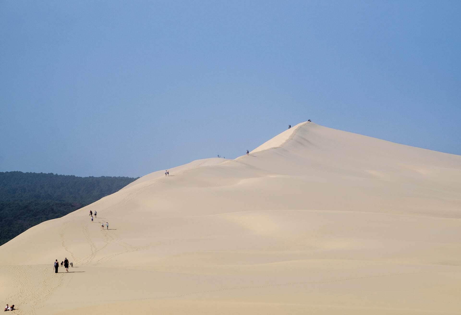 DEST_FRANCE_GIRONDE_DUNE OF PILAT_GettyImages-609196709