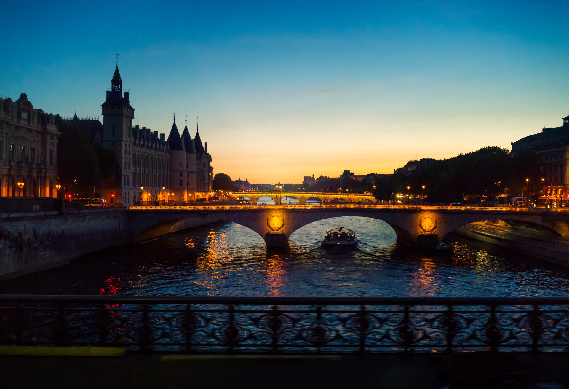 The Concierge, Pont au Change and River Seine, Paris France..Paris by night