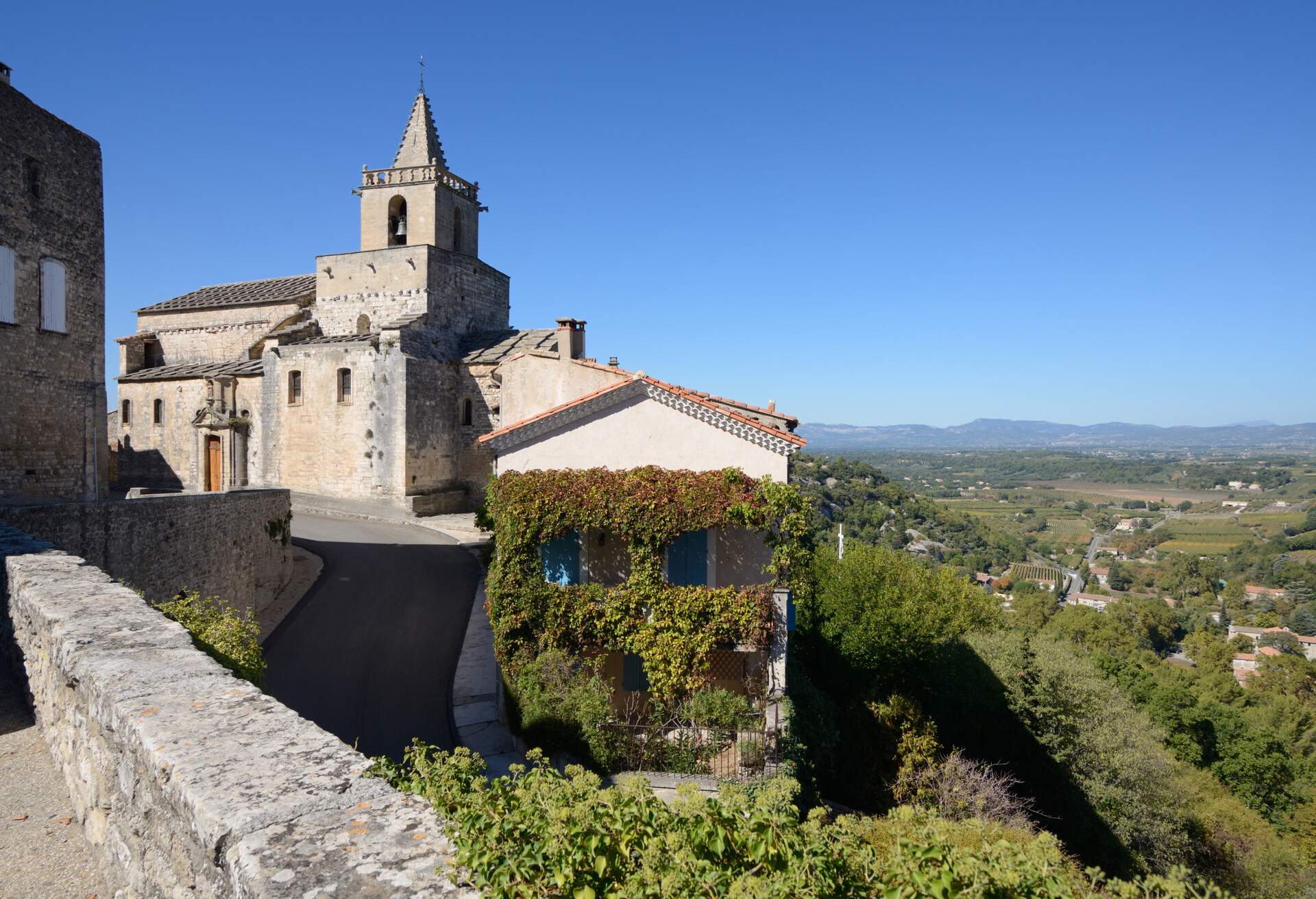 DEST_FRANCE_VENASQUE_GettyImages