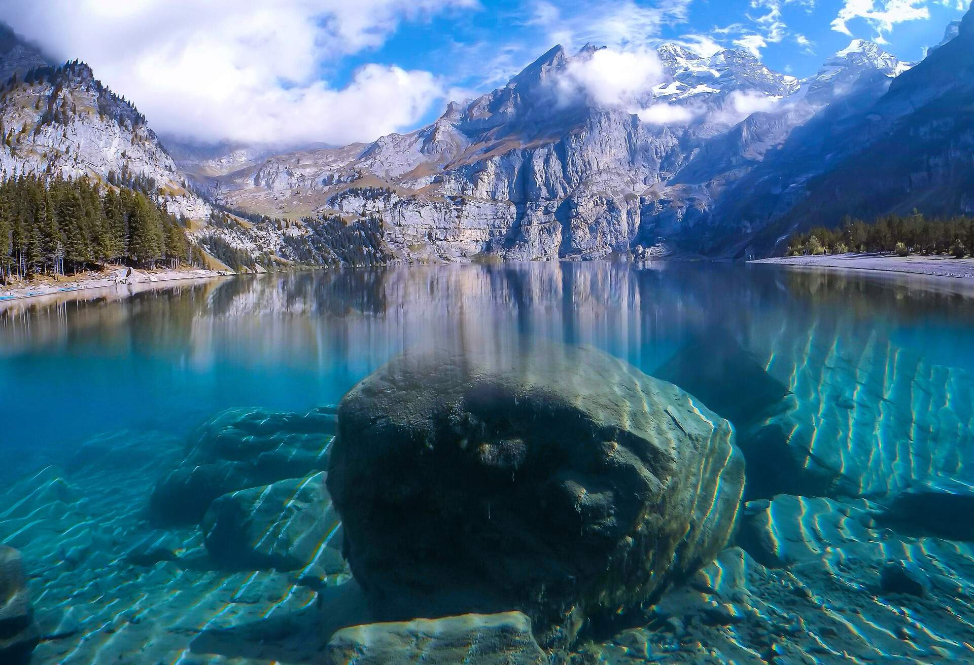 DEST_SWITZERLAND_LAKE_OESCHINEN_GettyImages