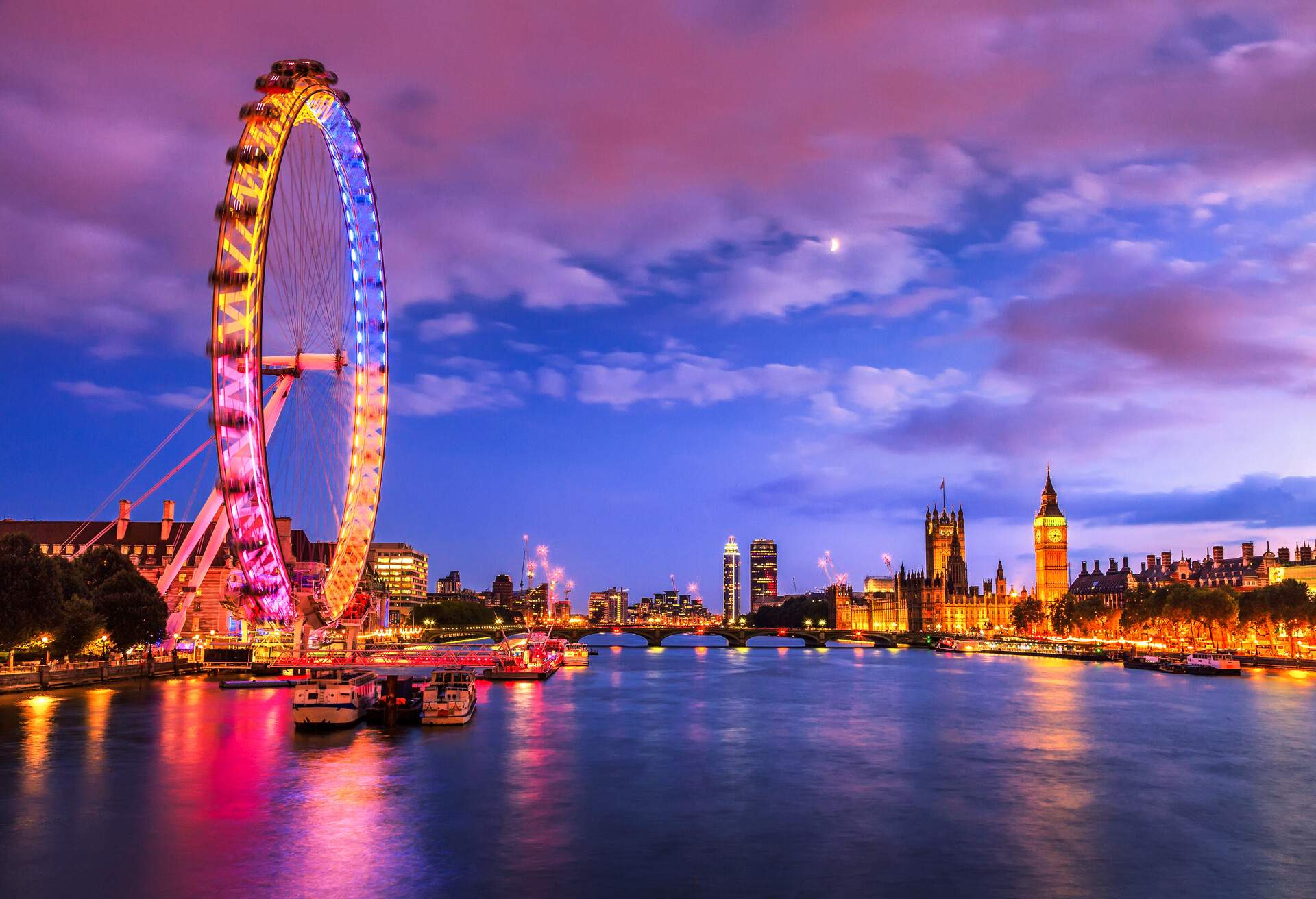 UK_ENG_LONDON_London-eye-County-Hall-Westminster-Bridge-Big-Ben-Houses-of-Parliament