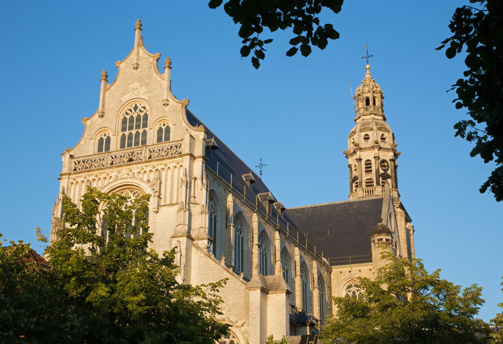 DEST_BELGIUM_ANTWERP_ST-PAUL'S-CHURCH_GettyImages-184021119