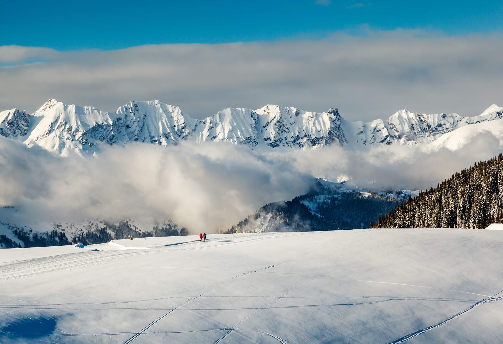 FRANCE_ALPS_Megeve_THEME_SKIING